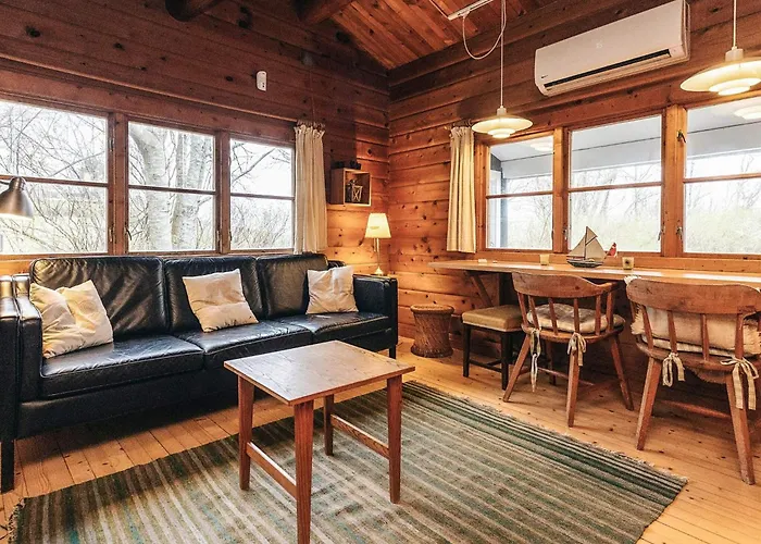 6 Person In Dronningmolle-by Traum * Hulerod